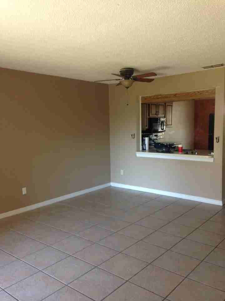 16670 Brigadoon Dr - Photo 2 of 4