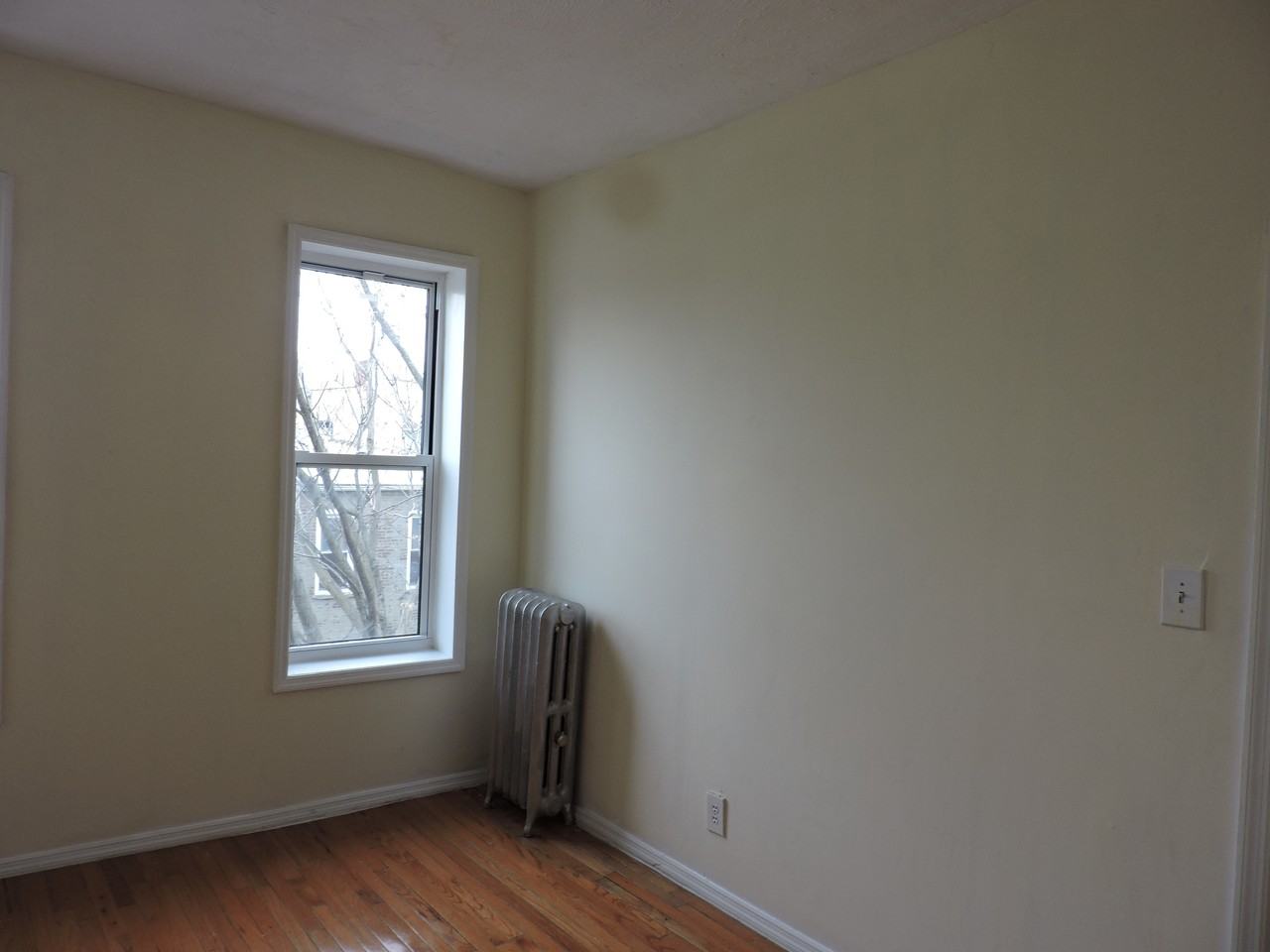 415 Lincoln Ave 1 - Photo 2 of 2