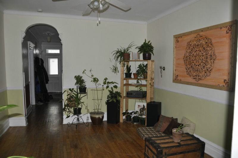 750 Avenue Laurier E - Photo 3 of 6