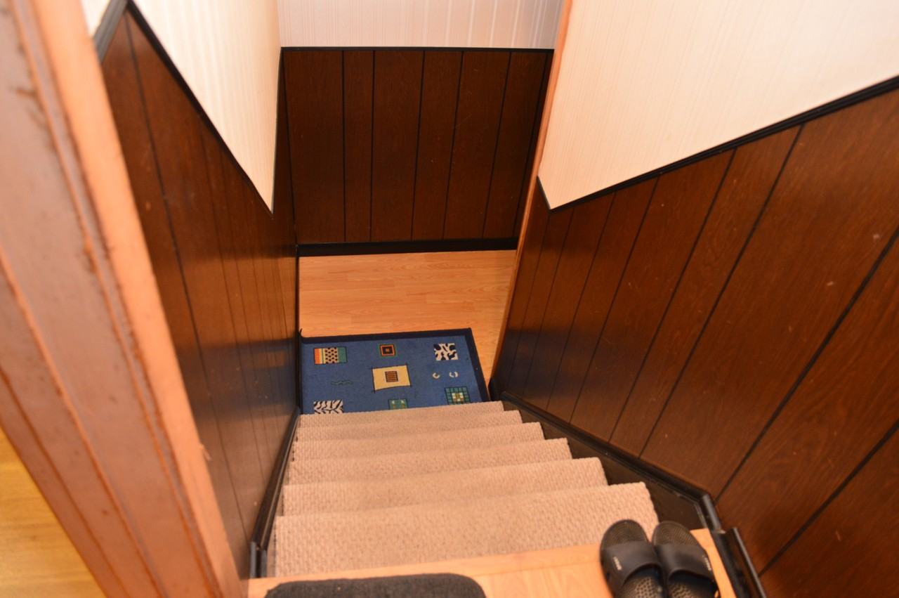 33 Berko Ave - Photo 3 of 10