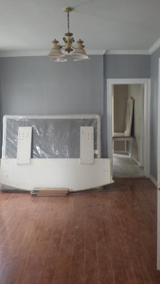 514 E 8th St 2 - Photo 2 of 3