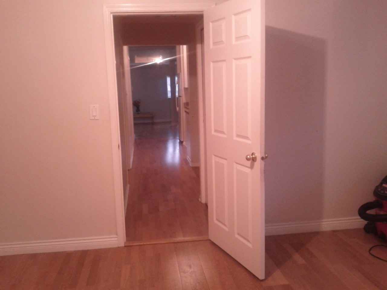 552 28th St W - Photo 3 of 4