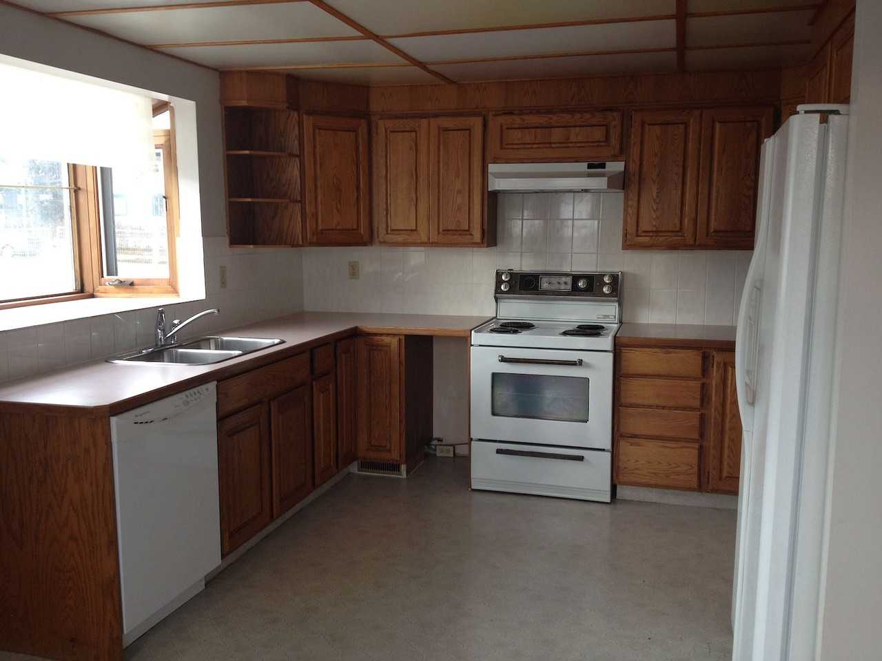 1523 33 Ave SW - Photo 3 of 5