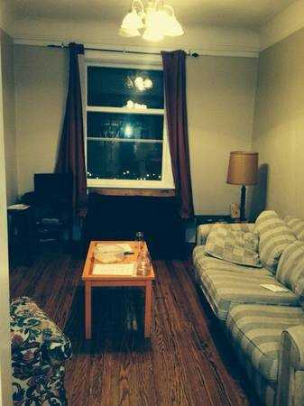 8 Garnet Ave - Photo 2 of 5