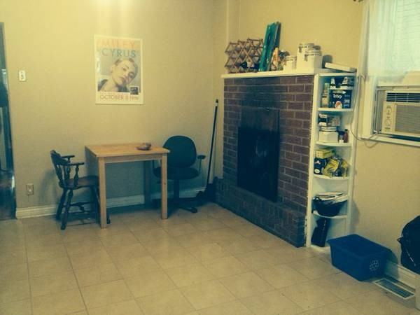 8 Garnet Ave - Photo 3 of 5