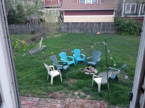 1313 N Herndon St - Photo 3 of 3