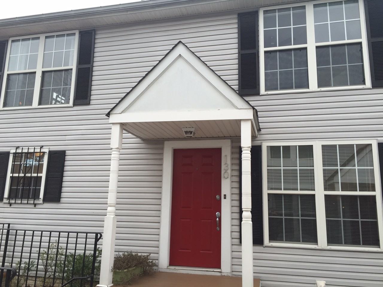 130 E Glebe Rd - Photo 2 of 22