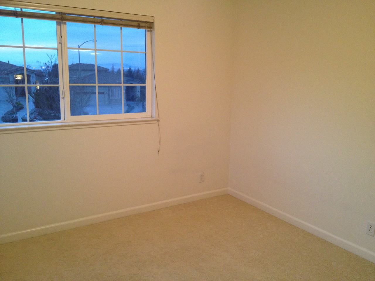 24450 Northpointe Ct - Photo 3 of 13