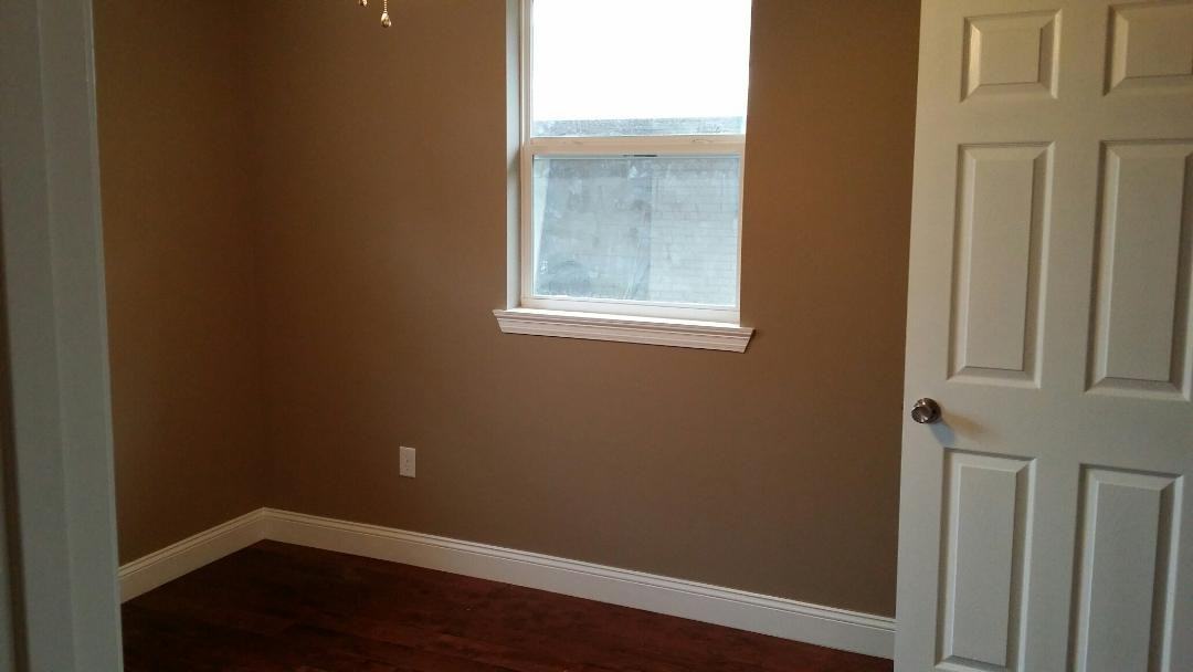 5818 St Bernard Ave - Photo 2 of 9