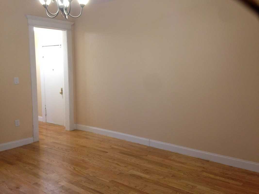 320 Empire Blvd #211 - Photo 2 of 8