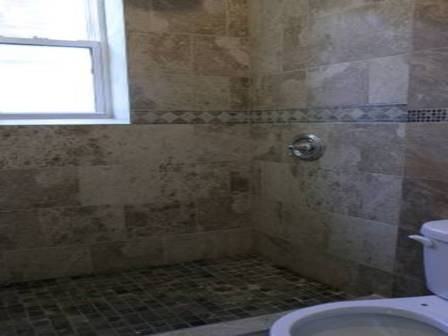 857 Montgomery St 2F - Photo 3 of 3