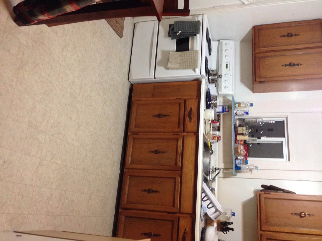 320 Railway St N - Photo 3 of 6