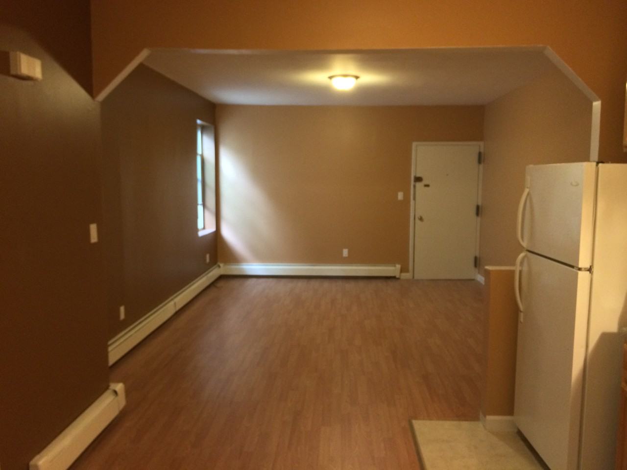 86 16th St - Photo 3 of 3