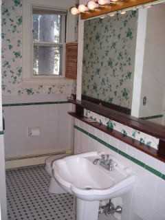 24 Vinton St #2 - Photo 2 of 5