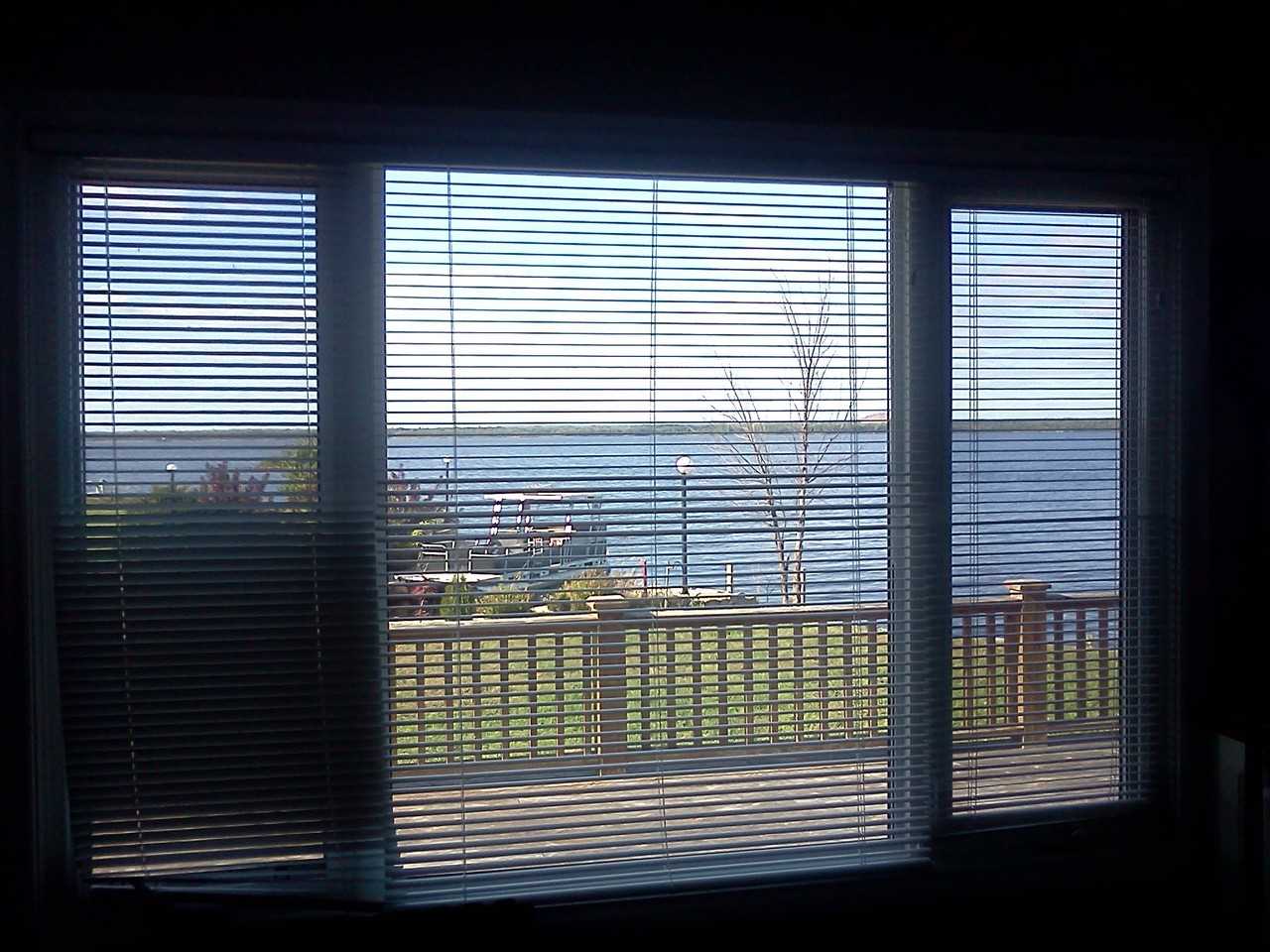 40 Chats Crescent - Photo 3 of 4