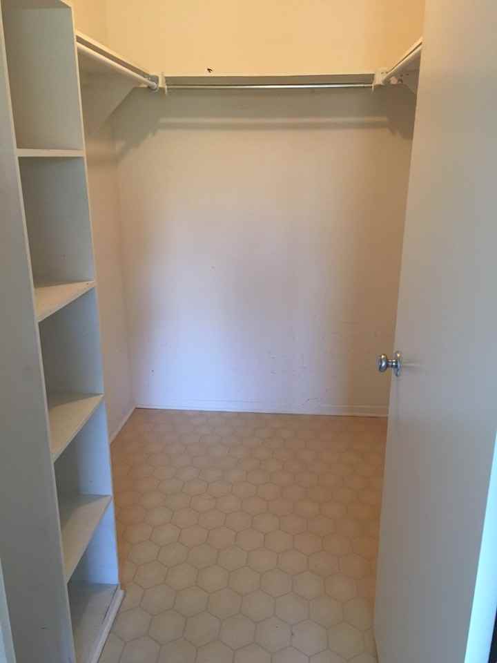 212 Viewmount Dr #212 - Photo 2 of 2