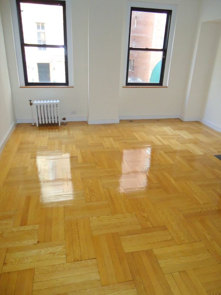 1 W 75th St - Photo 2 of 5