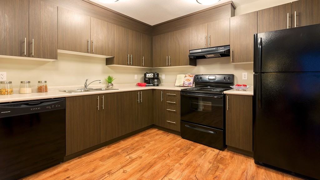 225 North Town Road - Photo 3 of 6