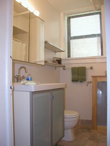 2507 Emerson Ave S - Photo 3 of 3