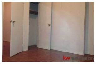 515 W 48th St - Photo 3 of 3