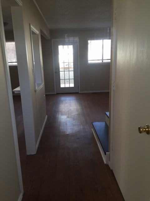 574 S Sang Ave - Photo 2 of 12