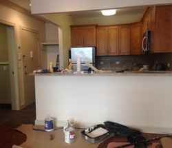 276 Devoe St - Photo 3 of 8