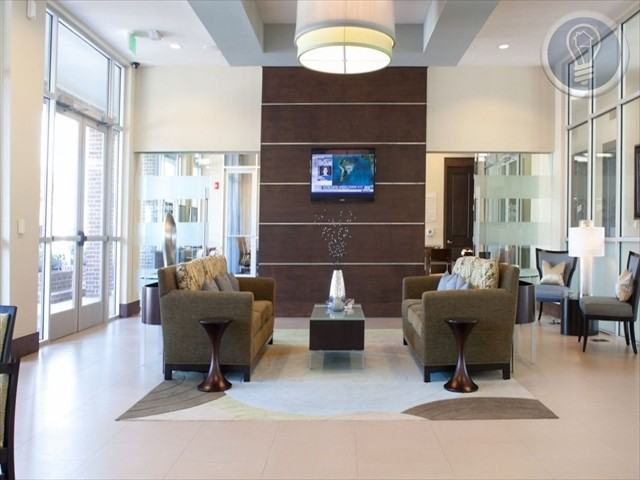 1707 N Hall St #C10 - Photo 3 of 4