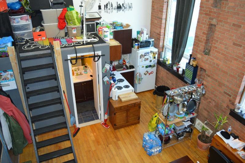 20 Leslie St - Photo 2 of 3