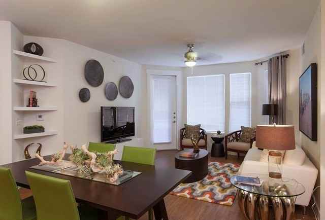 2715 S Lamar Blvd #D26 - Photo 3 of 3