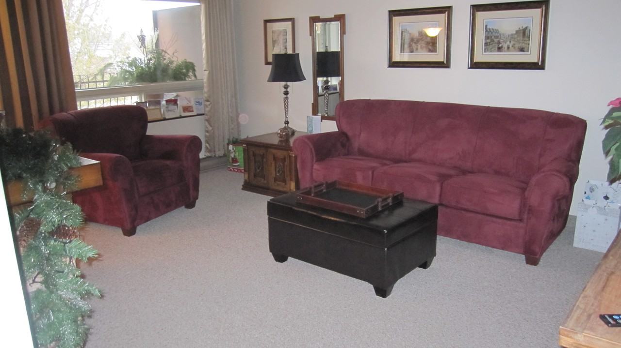 160 Cockburn St - Photo 3 of 6