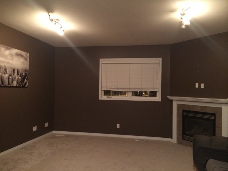 110 Dulmage Cres #7 - Photo 2 of 9