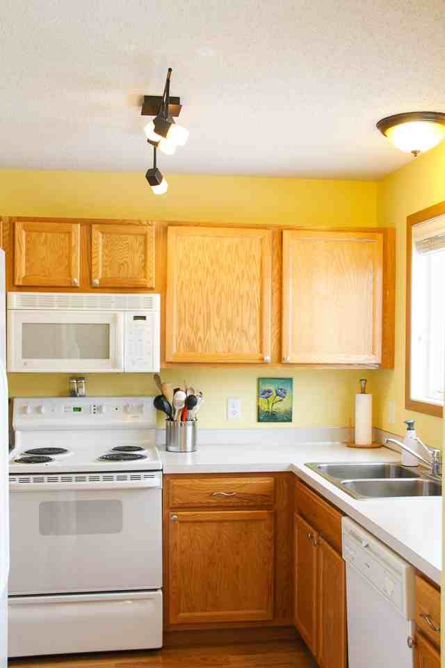 7786 Village Pl - Photo 3 of 12