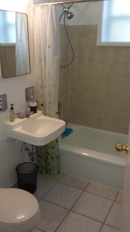 228 Sherwood Ave #1 - Photo 3 of 7