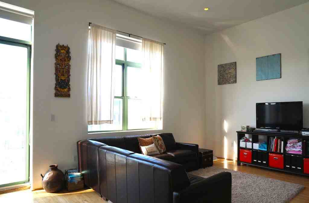 234 N 12th St - Photo 3 of 7
