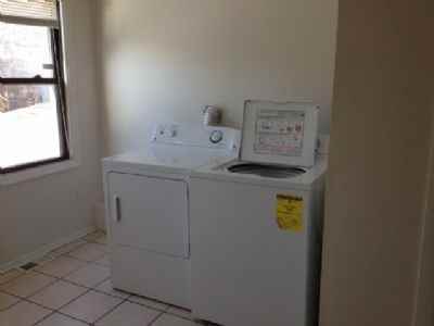 5826 Broadway - Photo 3 of 4