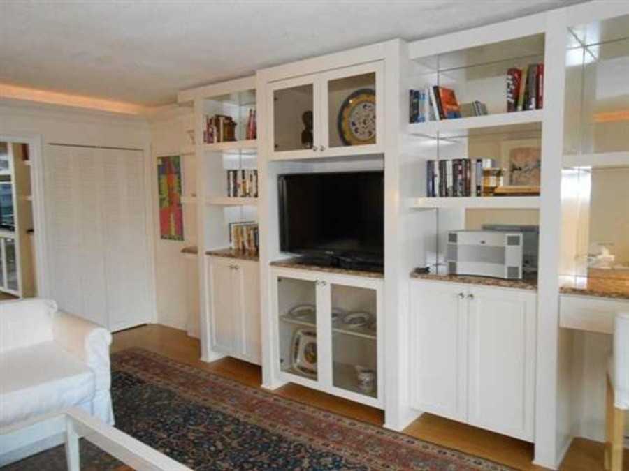 139 Sunrise Ave - Photo 2 of 8