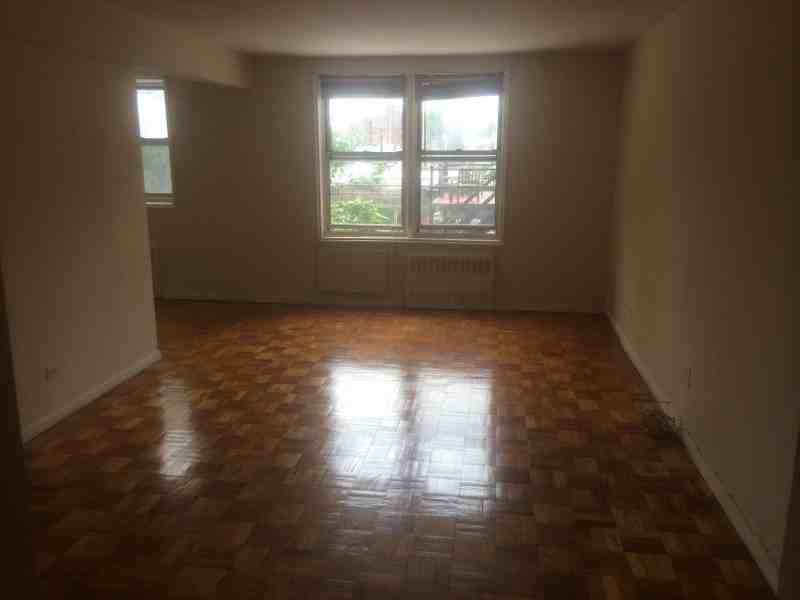 186 8th St - Photo 2 of 4