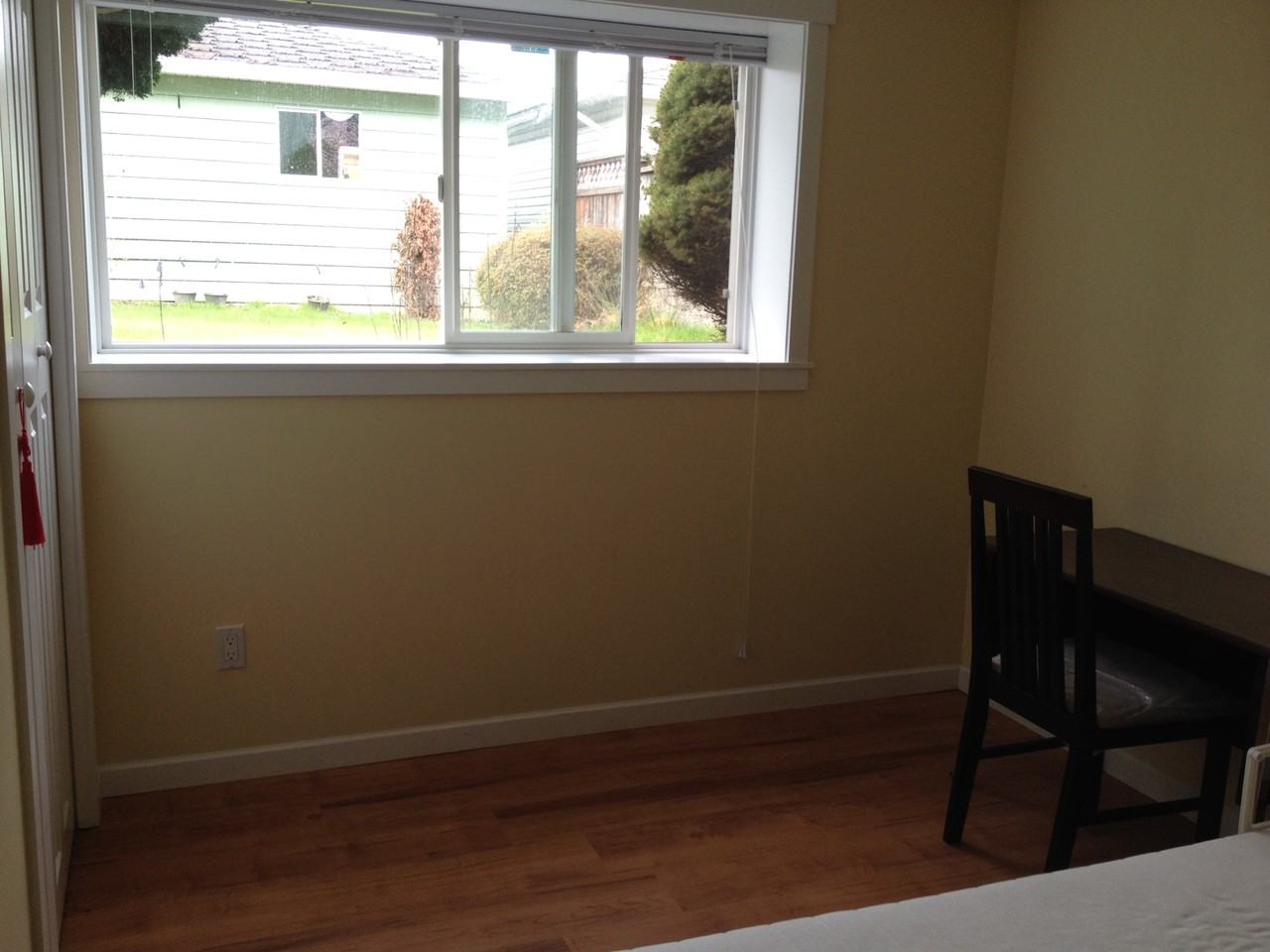 2343 McMullen Ave - Photo 2 of 8