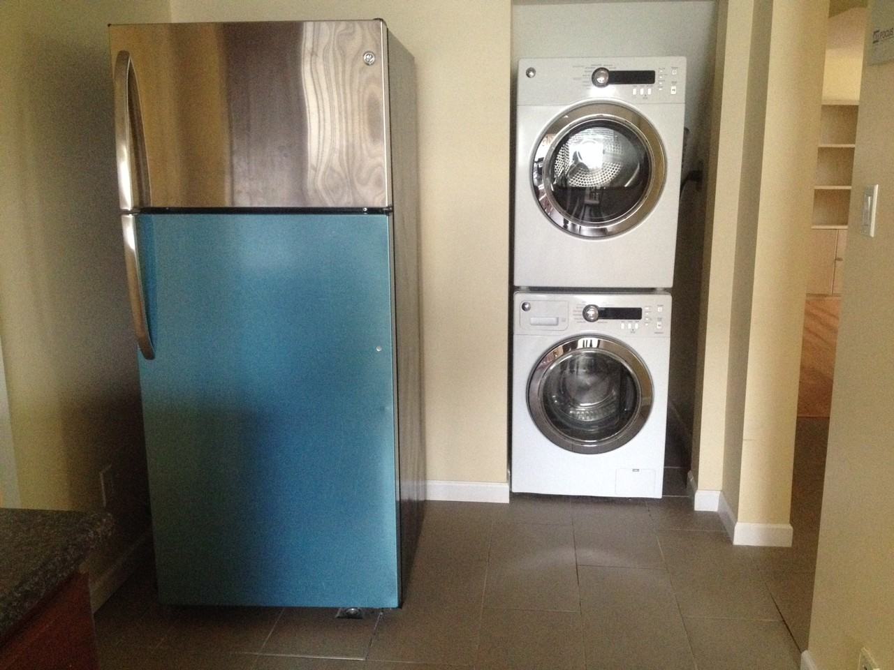 2343 McMullen Ave - Photo 3 of 8