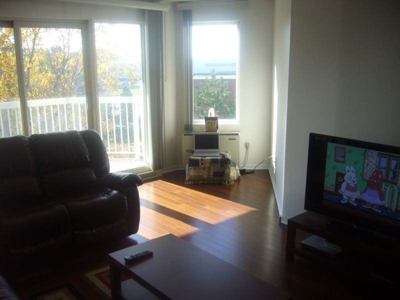 2320 Rue Ward - Photo 3 of 8