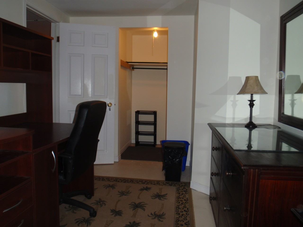 1454 Frost St 1454 - Photo 2 of 4