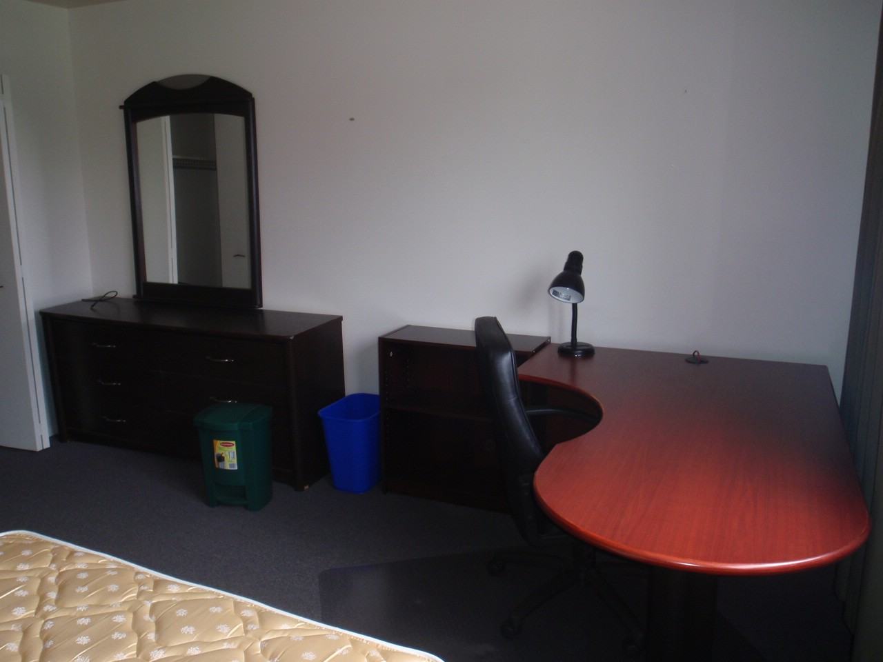 1454 Frost St 1454 - Photo 3 of 4