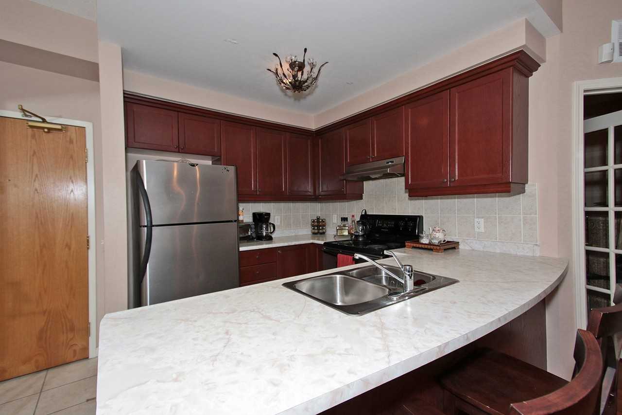 1 Maison Parc Ct - Photo 3 of 7