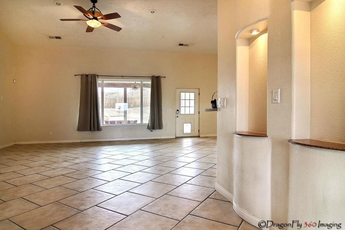 1320 Edith Blvd NE - Photo 3 of 13