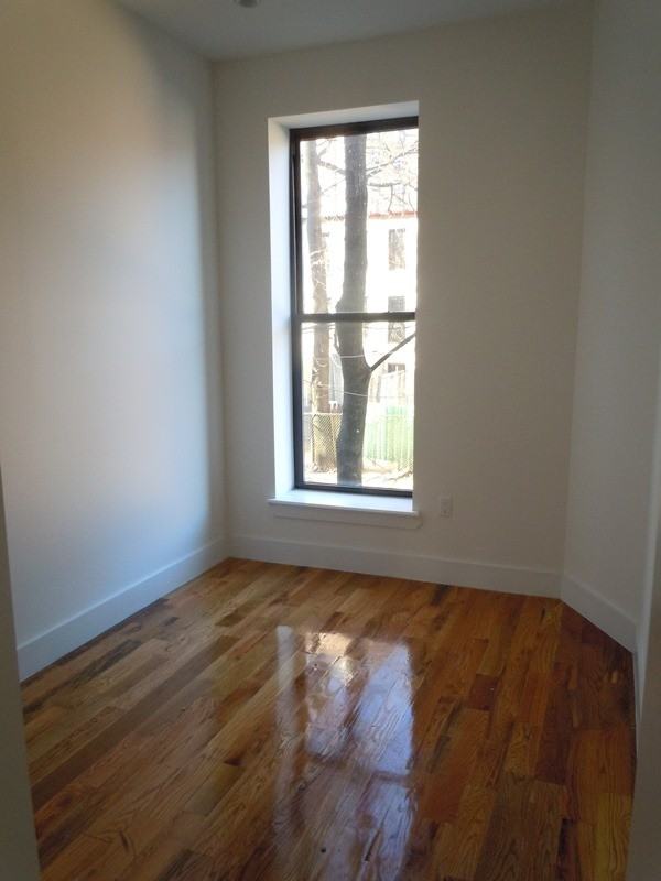 891 Lafayette - Photo 2 of 9