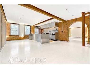 136 Mulberry St #4FL - Photo 3 of 5