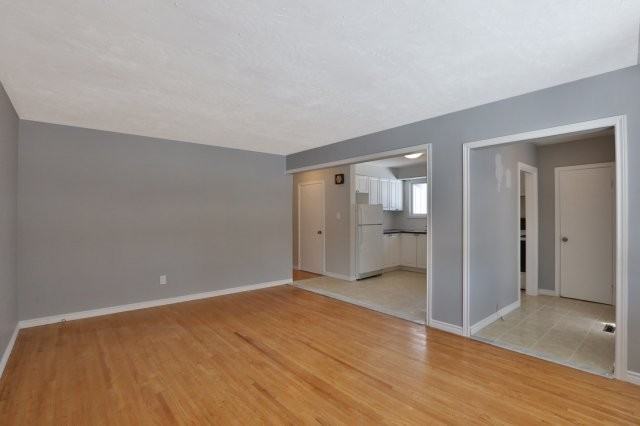 6 Southlea Dr - Photo 2 of 10