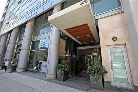 375 King St W #03