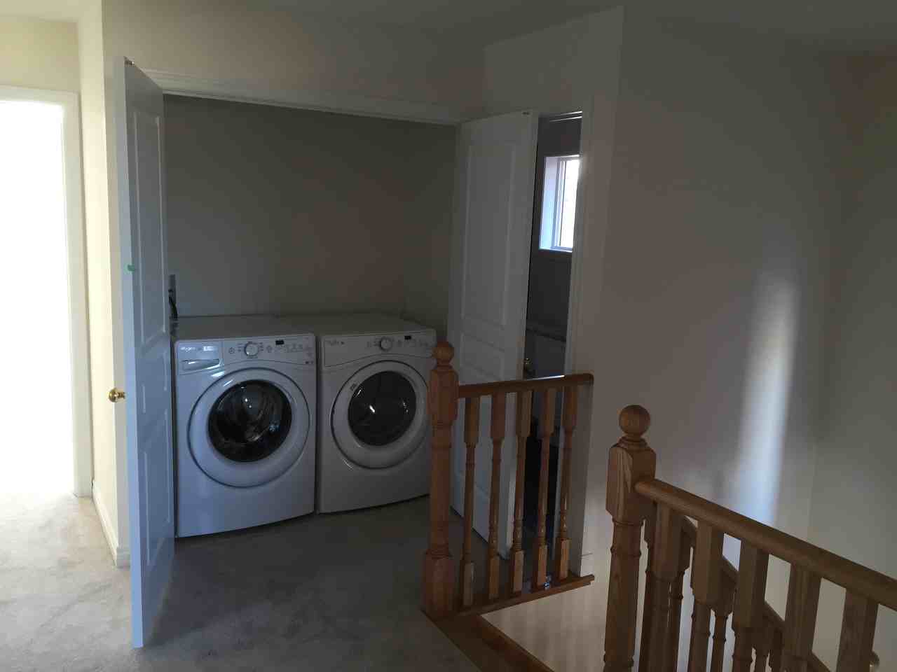 18 Bud Leggett Cres - Photo 2 of 6