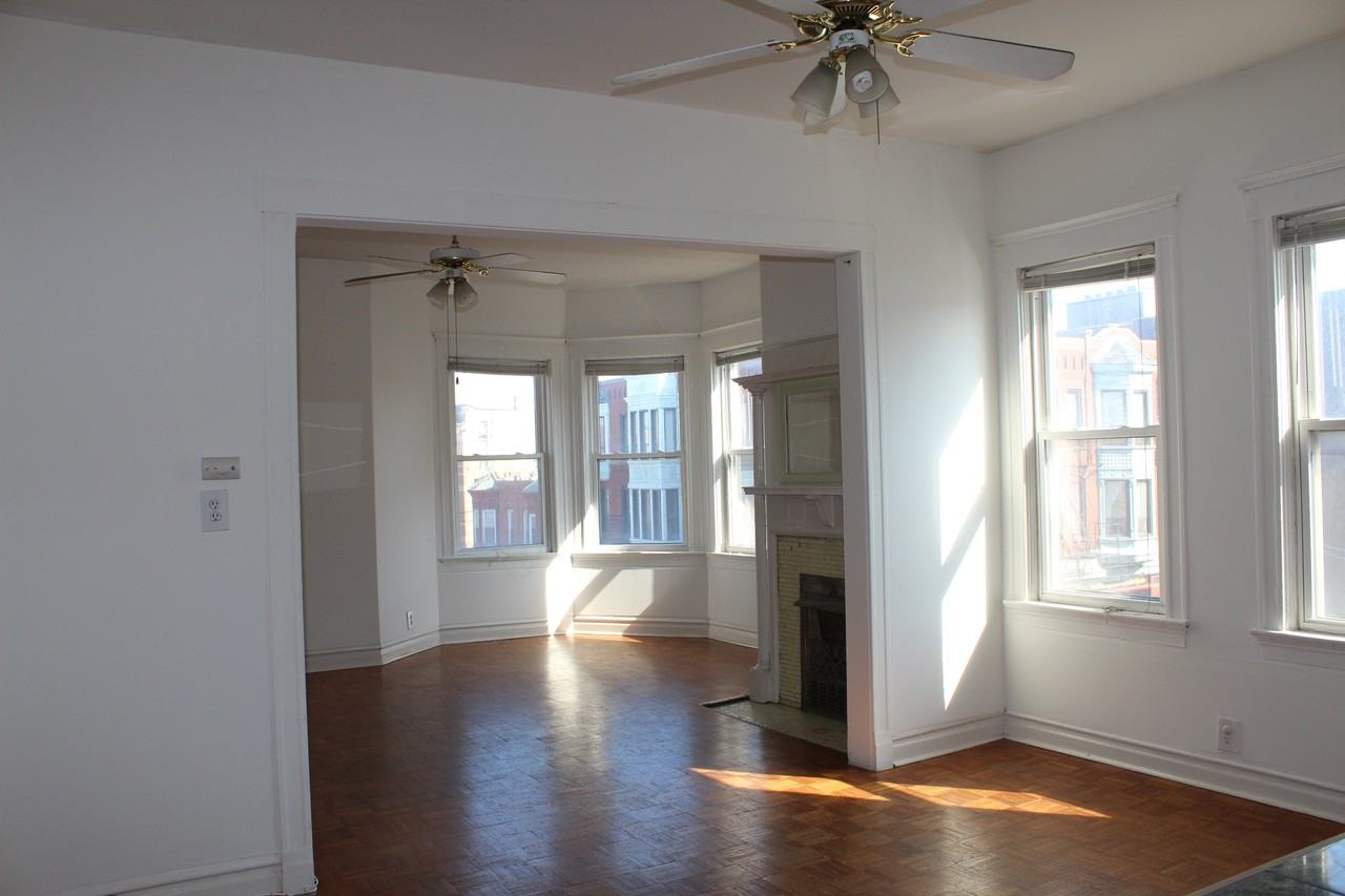 1801 W North Ave
